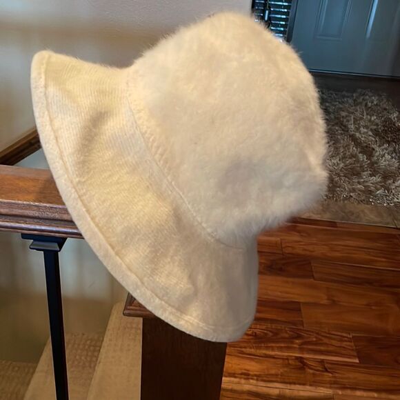 Vintage Kangol Angora (?) Fedora Hat - Picture 1 of 7